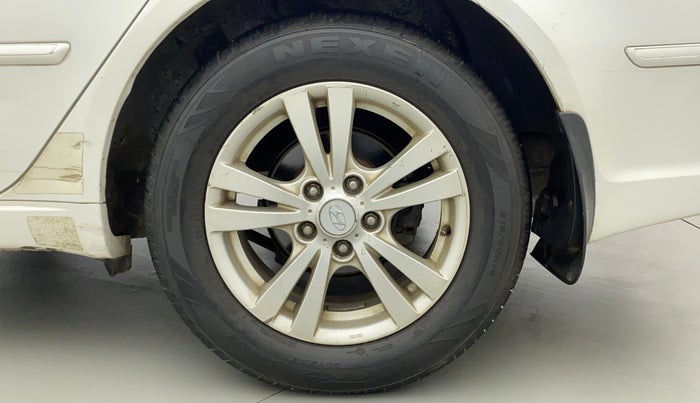 2011 Hyundai Sonata 2.4 GDI MT, Petrol, Manual, 74,795 km, Left Rear Wheel