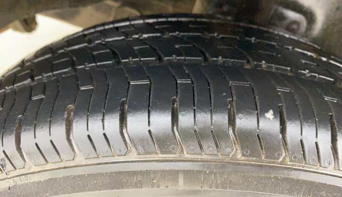 2017 Hyundai Creta SX PLUS 1.6 PETROL, Petrol, Manual, 70,478 km, Right Rear Tyre Tread