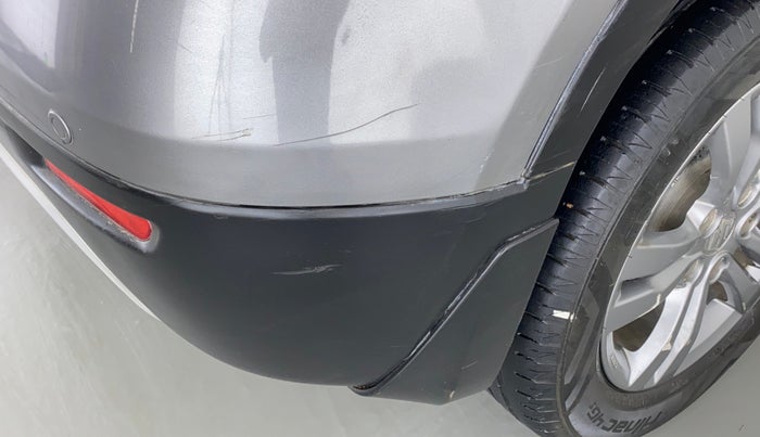 2016 Maruti Vitara Brezza ZDI, Diesel, Manual, 91,429 km, Rear bumper - Minor scratches