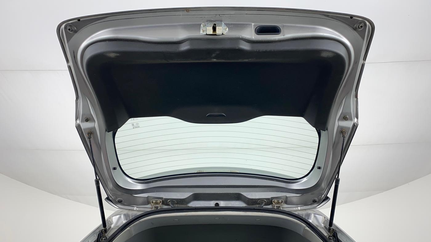 2016 Maruti Vitara Brezza ZDI, Diesel, Manual, 91,429 km, Boot Door Open