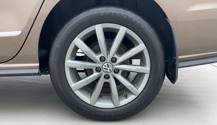 2020 Volkswagen Vento HIGHLINE PLUS 1.0L TSI AT, Petrol, Automatic, 38,605 km, Left Rear Wheel