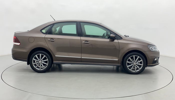 2020 Volkswagen Vento HIGHLINE PLUS 1.0L TSI AT, Petrol, Automatic, 38,605 km, Right Side View