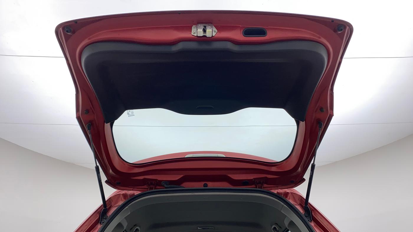 2018 Maruti Vitara Brezza VDI, Diesel, Manual, 42,252 km, Boot Door Open