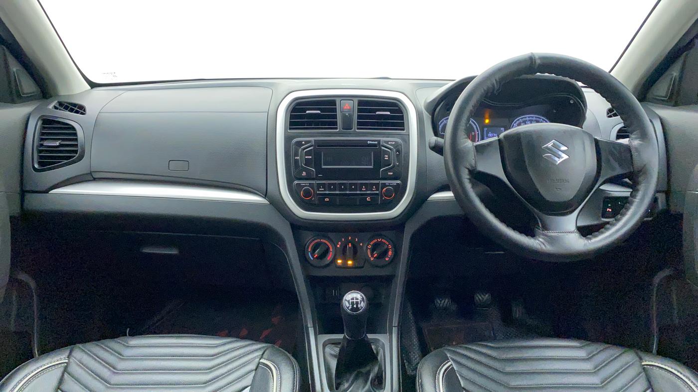 2018 Maruti Vitara Brezza VDI, Diesel, Manual, 42,252 km, Dashboard