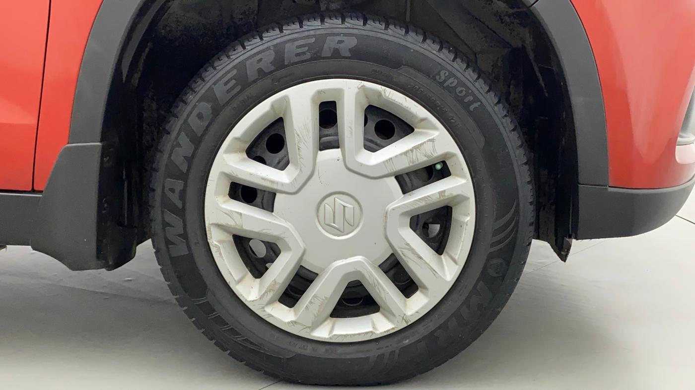 2018 Maruti Vitara Brezza VDI, Diesel, Manual, 42,252 km, Right Front Wheel