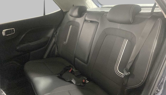 2020 Hyundai VENUE SX 1.0 (O) TURBO IMT, Petrol, Manual, 11,066 km, Right Side Rear Door Cabin