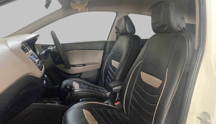 2020 Hyundai Elite i20 MAGNA PLUS 1.2, Petrol, Manual, 63,015 km, Right Side Front Door Cabin