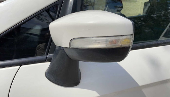 2018 Ford Ecosport TITANIUM 1.5L SIGNATURE EDITION (SUNROOF) DIESEL, Diesel, Manual, 82,206 km, Left rear-view mirror - Indicator light has minor damage
