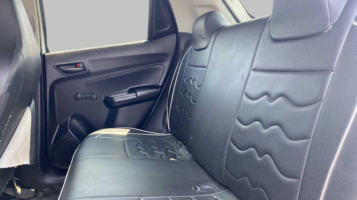 2020 Maruti Swift LXI, Petrol, Manual, 60,581 km, Right Side Rear Door Cabin