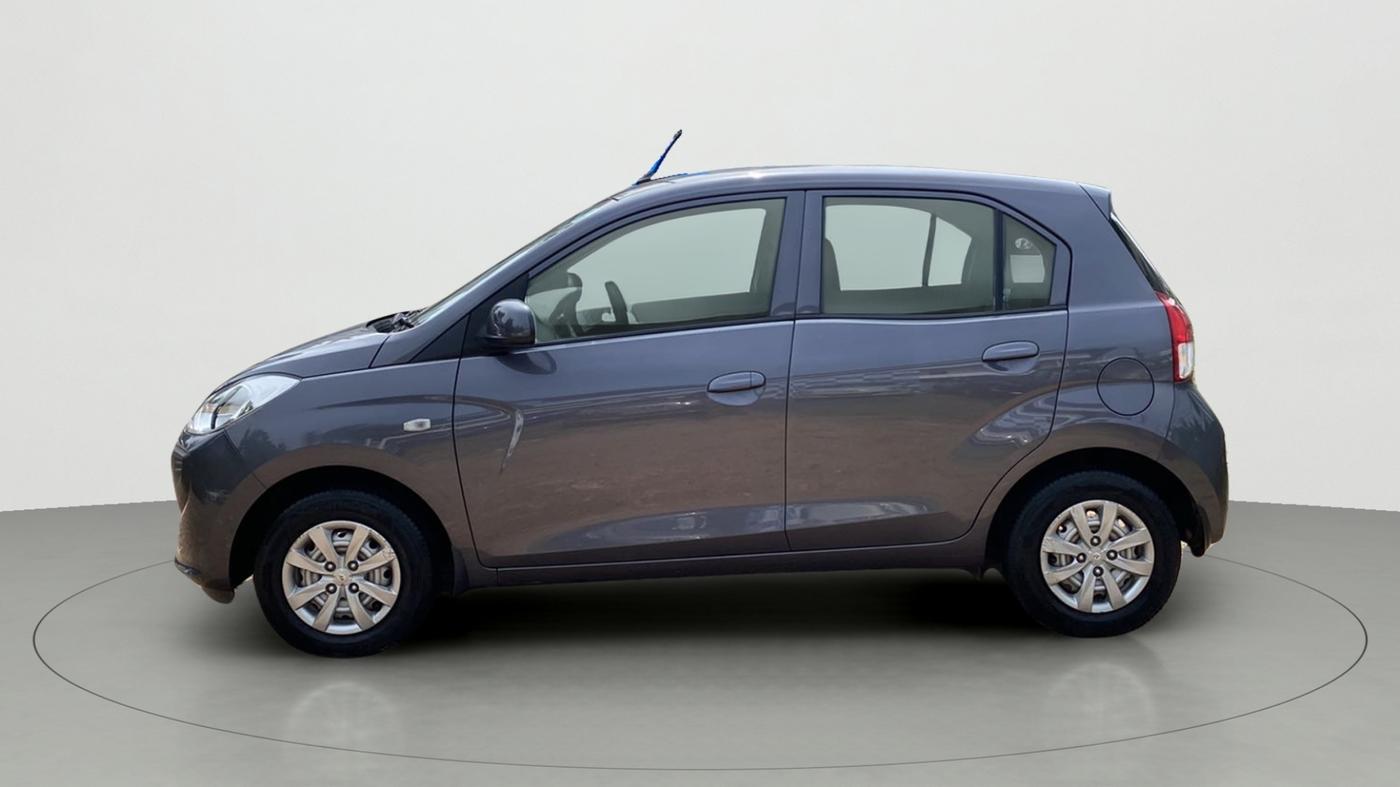 2018 Hyundai NEW SANTRO MAGNA, Petrol, Manual, 17,570 km, Left Side