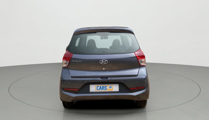 2018 Hyundai NEW SANTRO MAGNA, Petrol, Manual, 17,570 km, Back/Rear