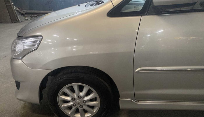 2013 Toyota Innova 2.5 VX 7 STR, Diesel, Manual, 67,912 km, Left fender - Minor scratches