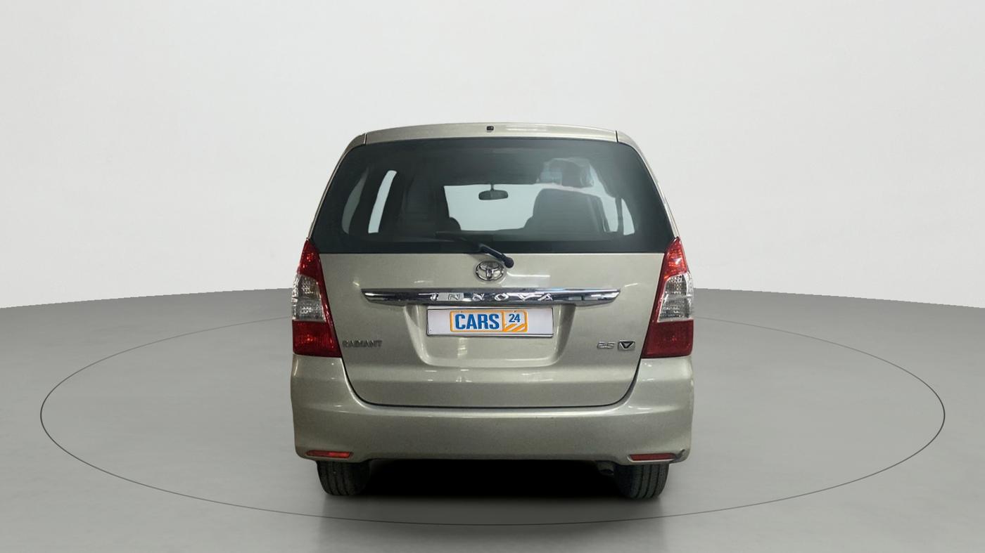 2013 Toyota Innova 2.5 VX 7 STR, Diesel, Manual, 67,912 km, Back/Rear