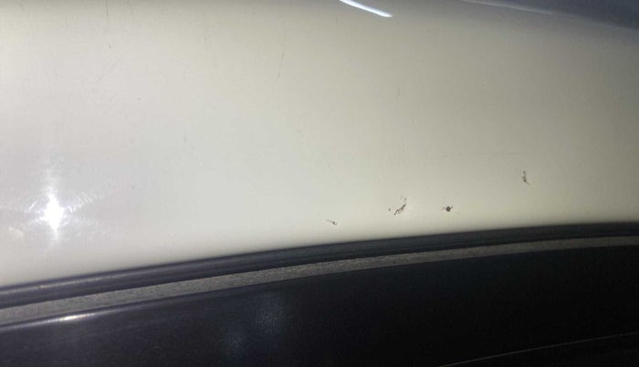 2011 Hyundai Verna FLUIDIC 1.6 VTVT SX, Petrol, Manual, 48,242 km, Left A pillar - Slightly dented