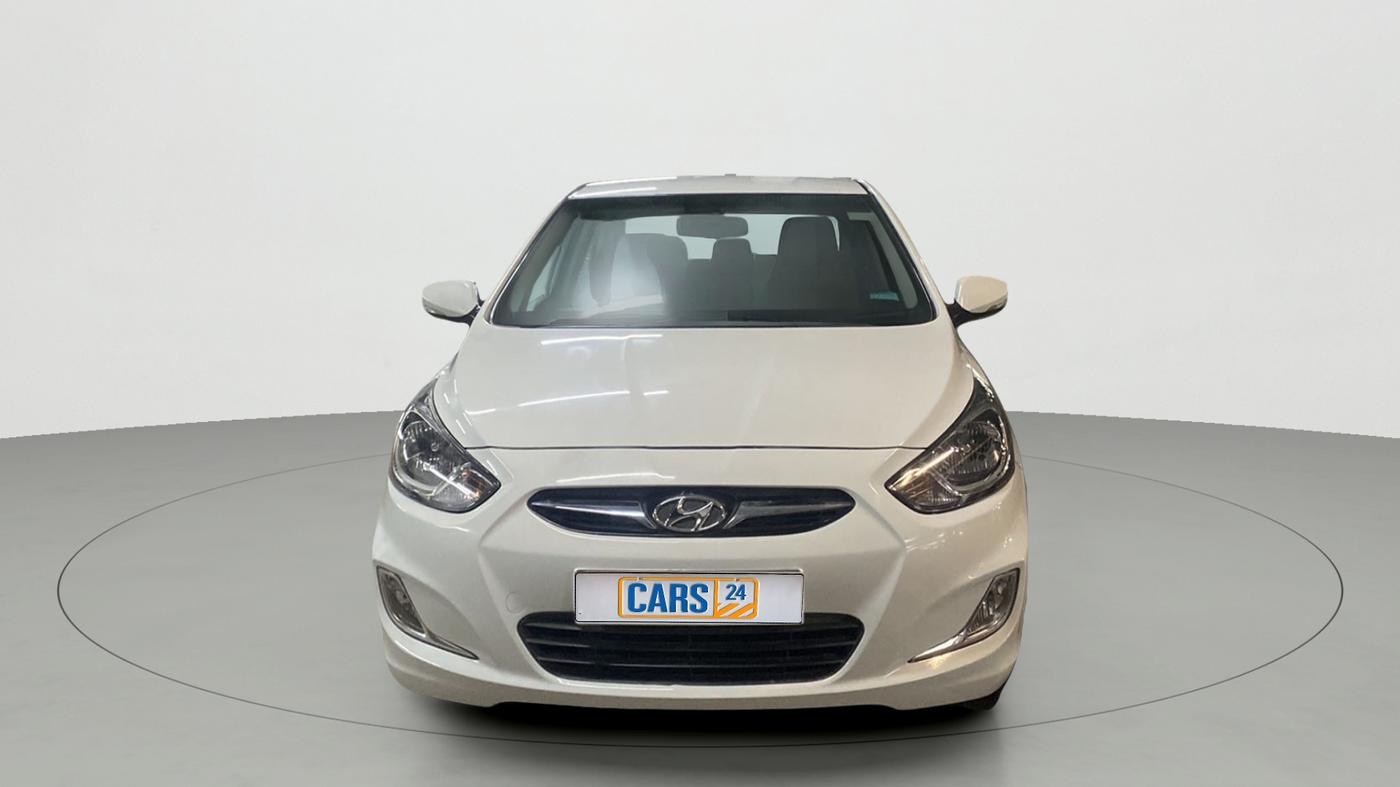 2011 Hyundai Verna FLUIDIC 1.6 VTVT SX, Petrol, Manual, 48,242 km, Front