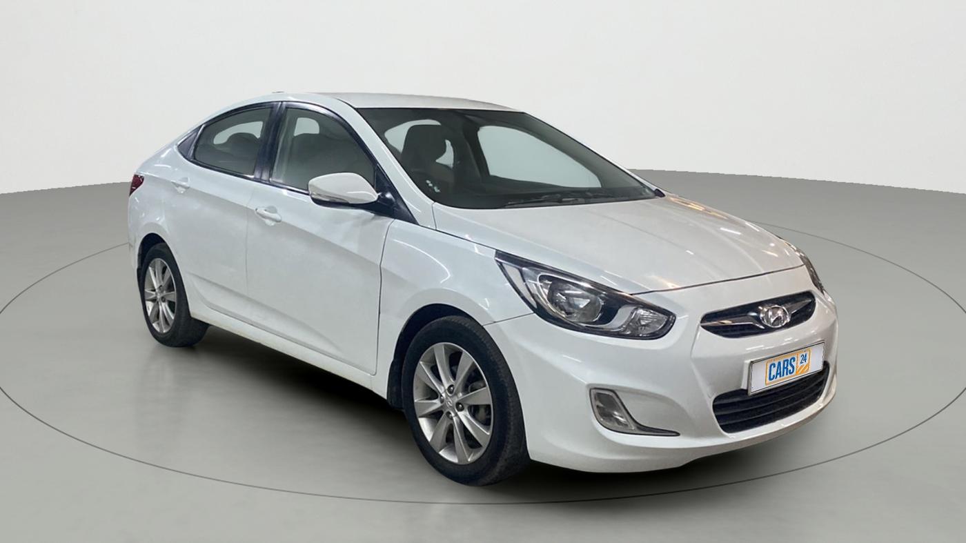2011 Hyundai Verna FLUIDIC 1.6 VTVT SX, Petrol, Manual, 48,242 km, SRP