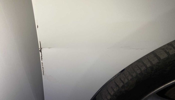 2011 Hyundai Verna FLUIDIC 1.6 VTVT SX, Petrol, Manual, 48,242 km, Right fender - Minor scratches