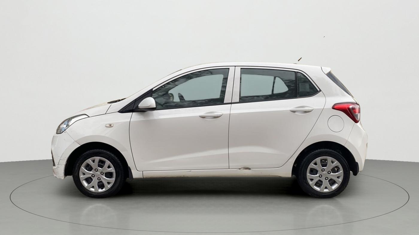 2015 Hyundai Grand i10 MAGNA 1.2 KAPPA VTVT, Petrol, Manual, 28,744 km, Left Side