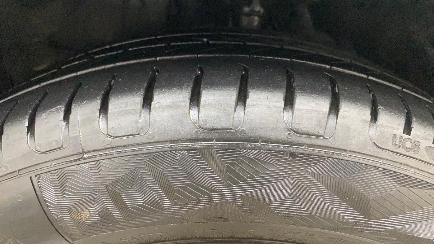 2018 Honda City 1.5L I-VTEC V MT, Petrol, Manual, 1,07,457 km, Left Front Tyre Tread