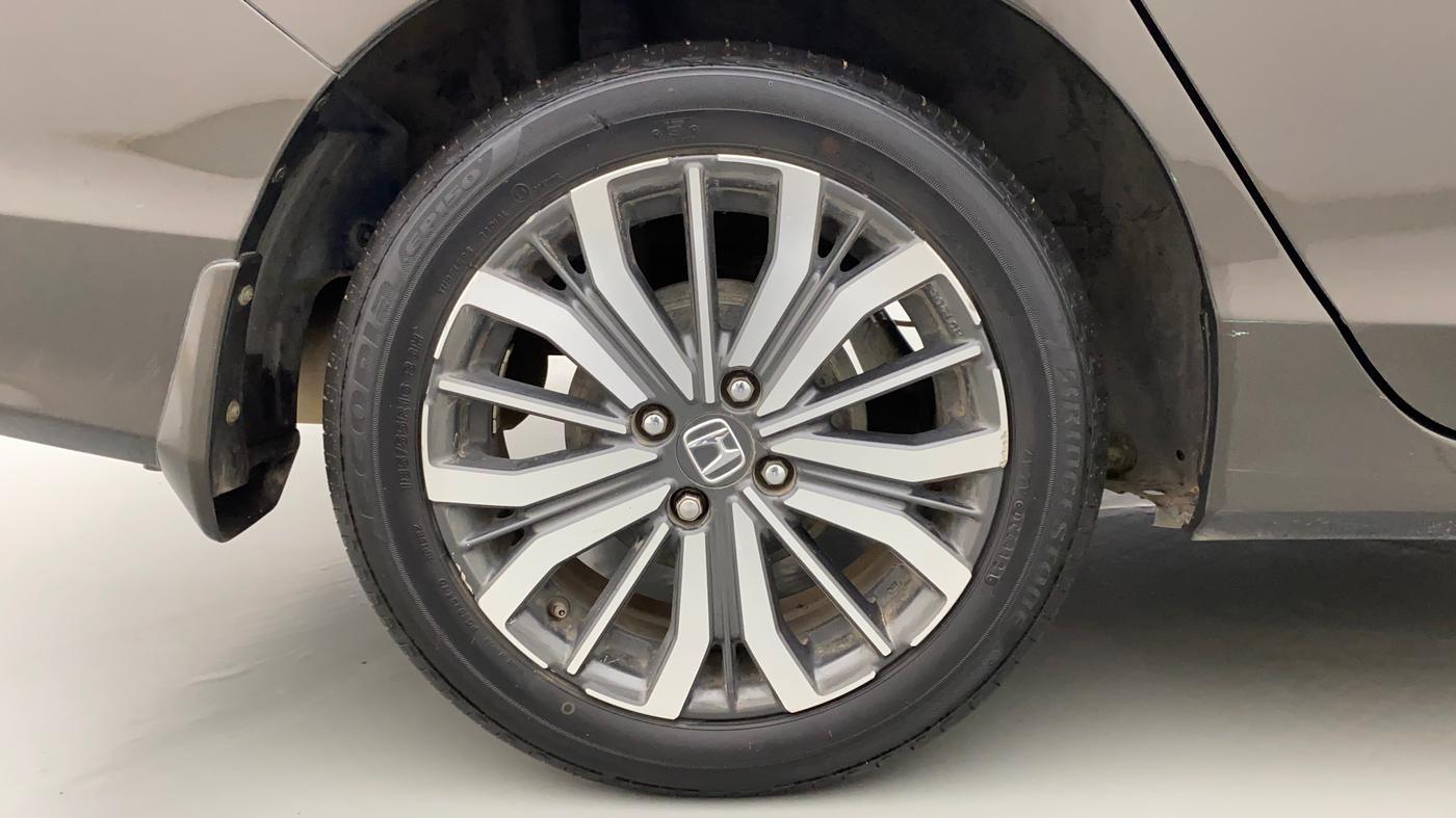 2018 Honda City 1.5L I-DTEC VX, Diesel, Manual, 1,24,892 km, Right Rear Wheel