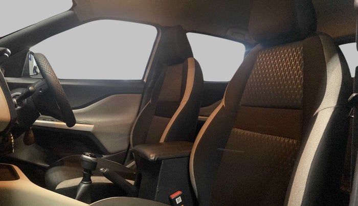 2022 Nissan MAGNITE XL, Petrol, Manual, 25,194 km, Right Side Front Door Cabin