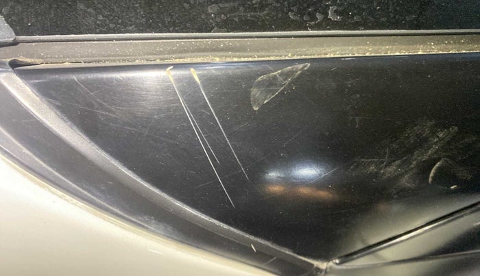 2017 Maruti Swift VDI, Diesel, Manual, 75,765 km, Left A pillar - Minor scratches