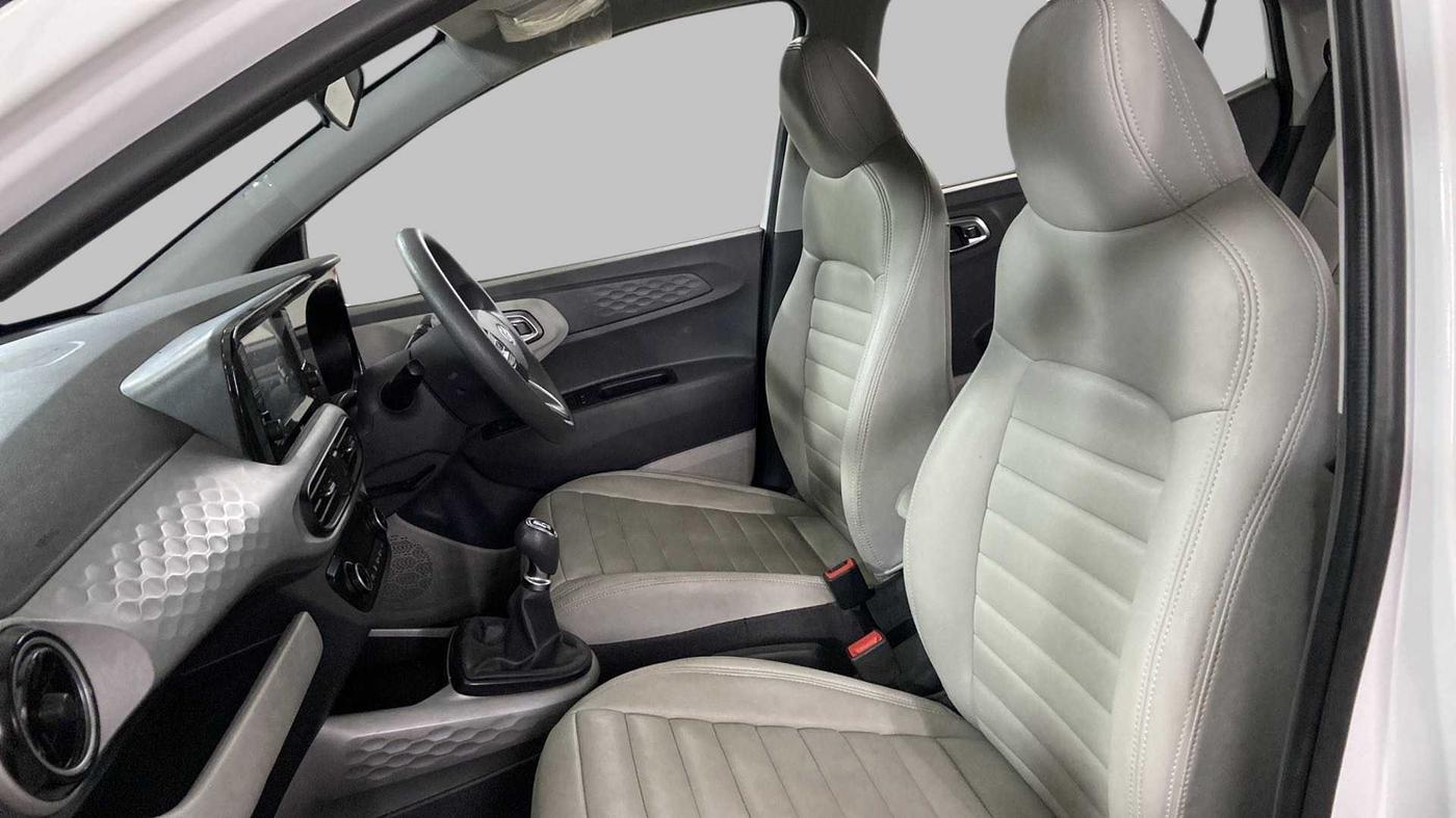2021 Hyundai GRAND I10 NIOS SPORTZ 1.2 KAPPA VTVT CNG, CNG, Manual, 30,318 km, Right Side Front Door Cabin