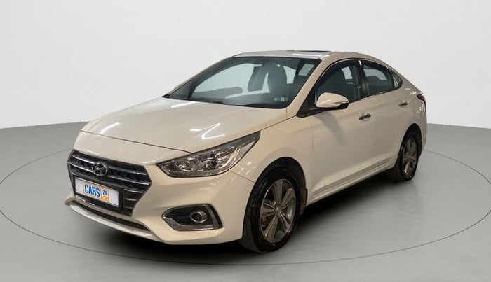 2017 Hyundai Verna 1.6 SX (O) CRDI MT, Diesel, Manual, 98,990 km, Left Front Diagonal
