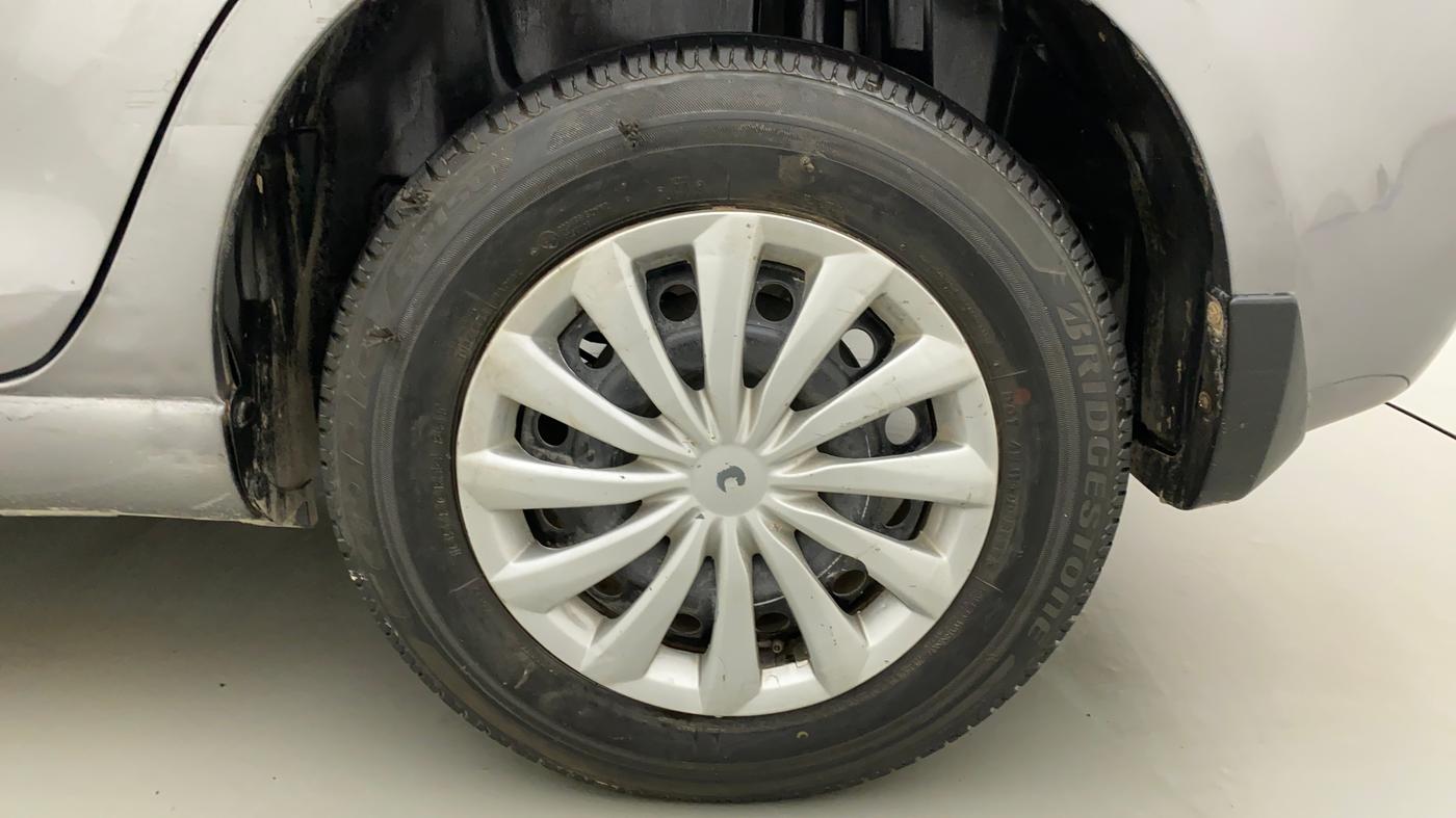 2013 Maruti Swift Dzire VXI, Petrol, Manual, 80,318 km, Left Rear Wheel