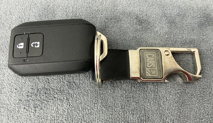 2019 Toyota Glanza G MT PETROL, Petrol, Manual, 19,546 km, Key Close Up