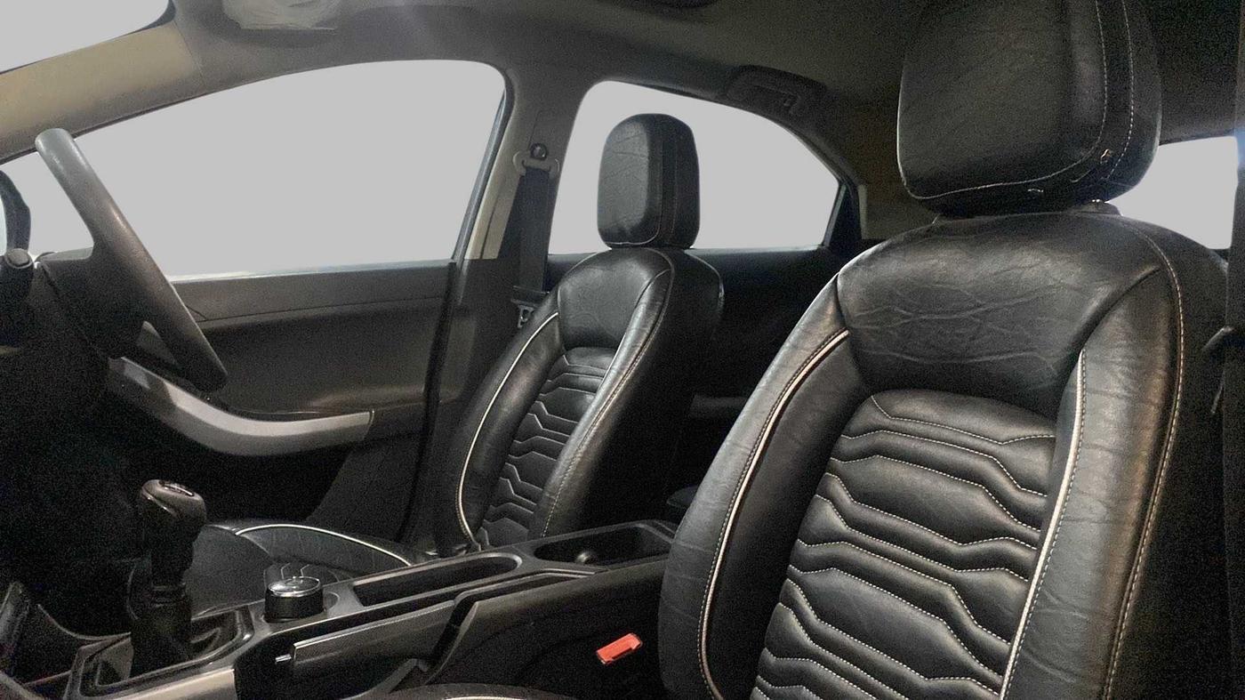 2021 Tata NEXON XM SUNROOF DIESEL, Diesel, Manual, 32,697 km, Right Side Front Door Cabin
