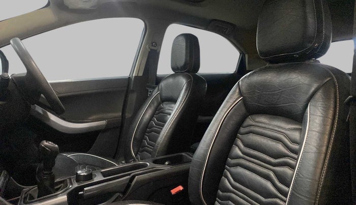 2021 Tata NEXON XM SUNROOF DIESEL, Diesel, Manual, 32,697 km, Right Side Front Door Cabin