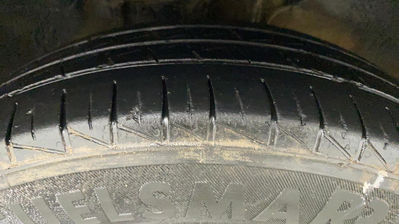 2019 Maruti Alto LXI, Petrol, Manual, 25,256 km, Right Front Tyre Tread