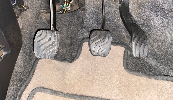 2018 Renault Kwid RXT 1.0, Petrol, Manual, 61,303 km, Pedals