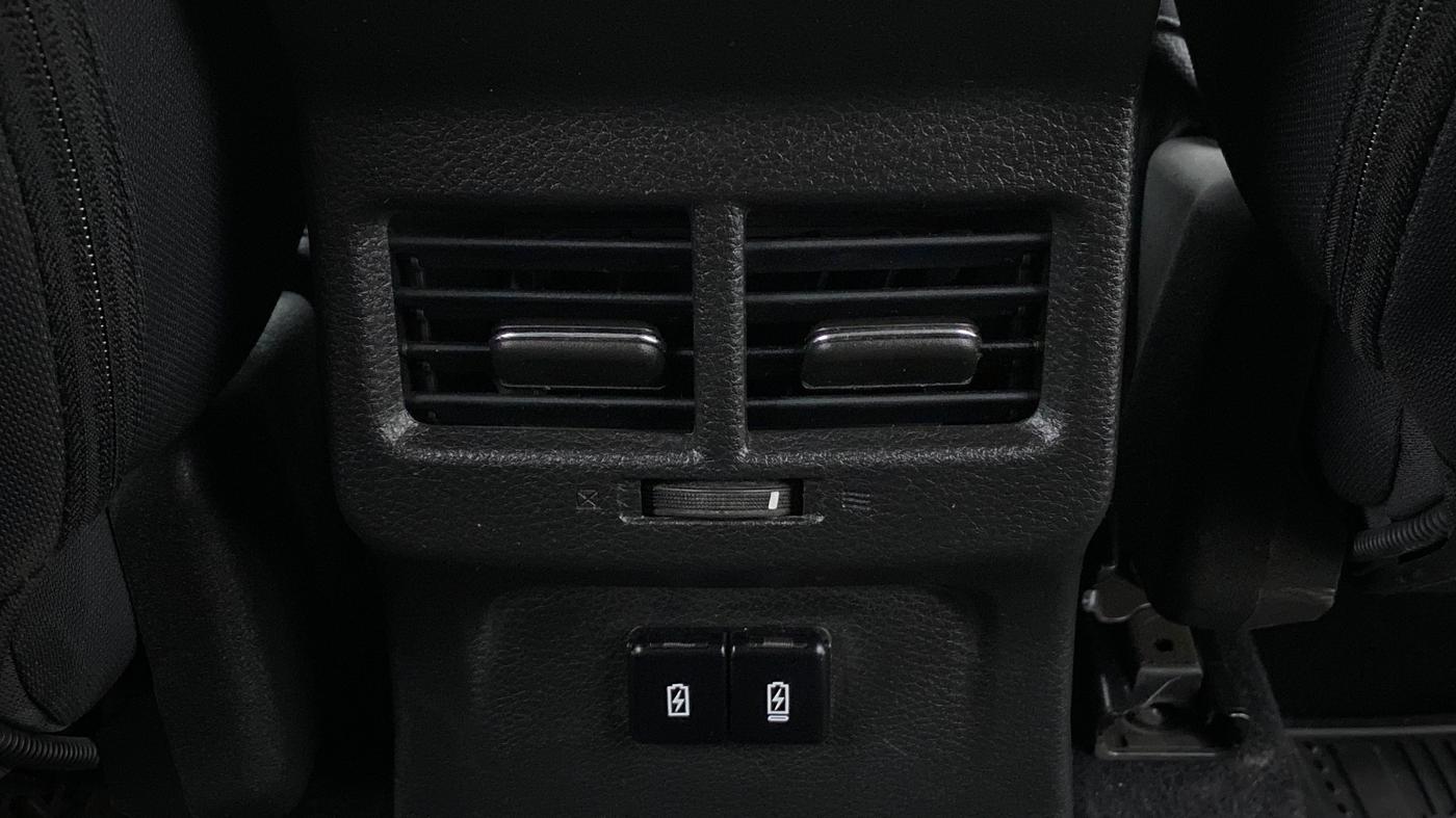2022 Maruti BREZZA ZXI + AT SMART HYBRID, Petrol, Automatic, 5,962 km, Rear AC Vents