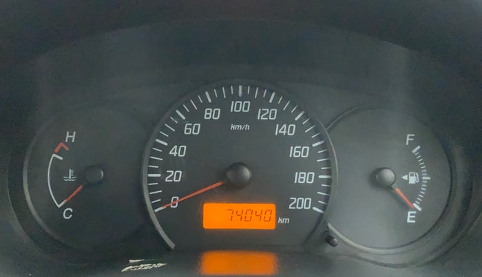 2011 Maruti Swift LXI, Petrol, Manual, 74,040 km, Odometer Image