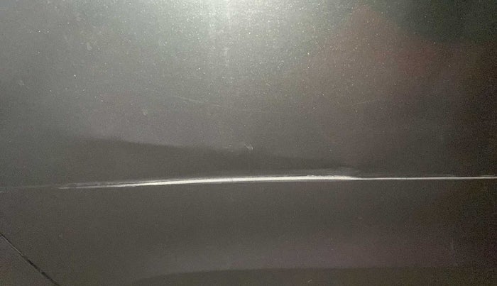 2020 Hyundai Elite i20 SPORTZ PLUS 1.2, Petrol, Manual, 29,678 km, Front passenger door - Slightly dented