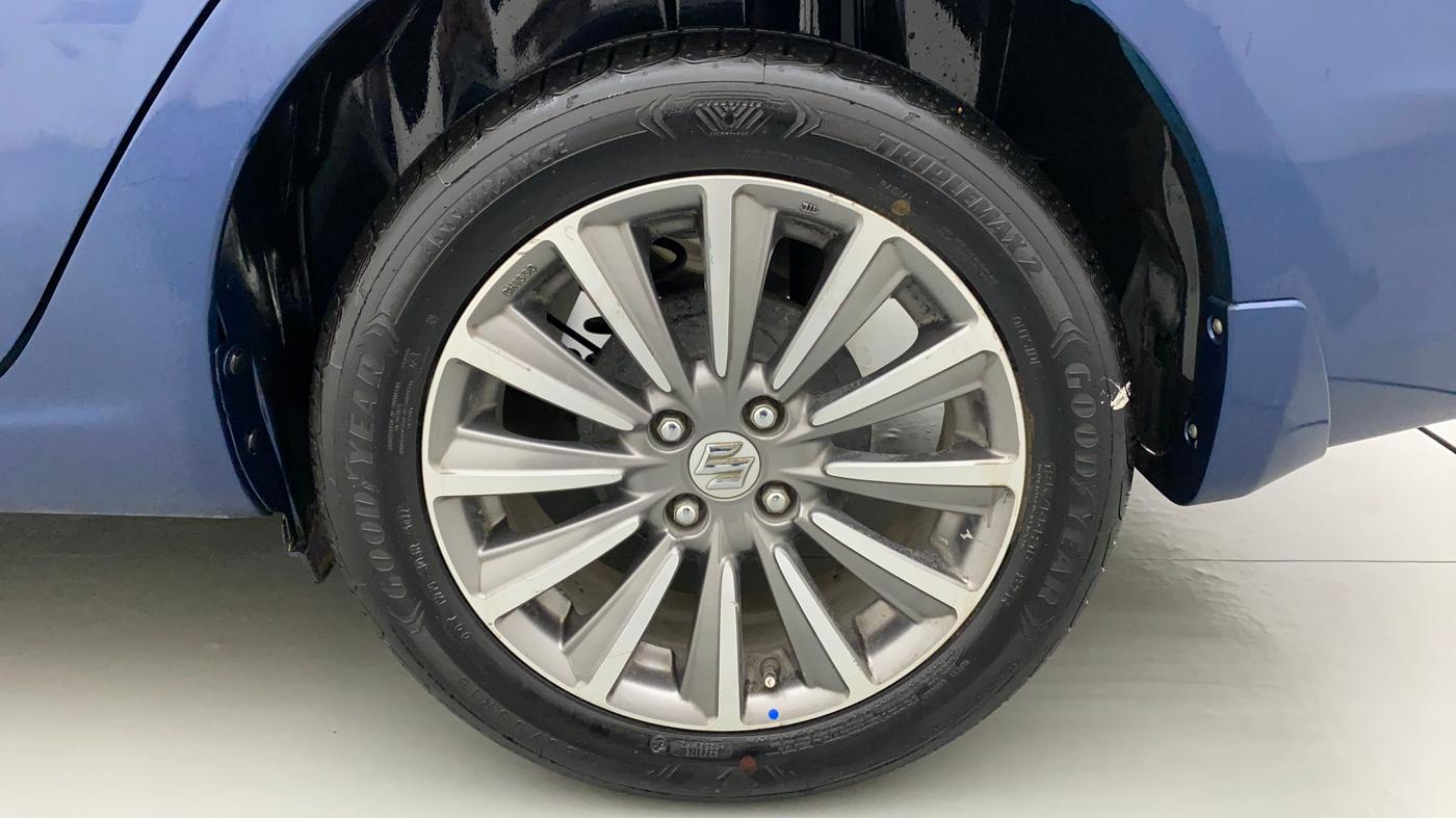 2018 Maruti Ciaz ALPHA 1.5 SHVS PETROL, Petrol, Manual, 1,23,897 km, Left Rear Wheel