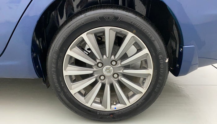 2018 Maruti Ciaz ALPHA 1.5 SHVS PETROL, Petrol, Manual, 1,23,897 km, Left Rear Wheel