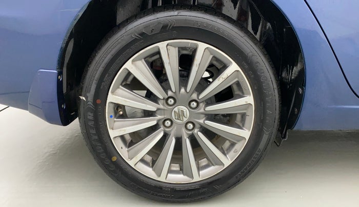 2018 Maruti Ciaz ALPHA 1.5 SHVS PETROL, Petrol, Manual, 1,23,897 km, Right Rear Wheel