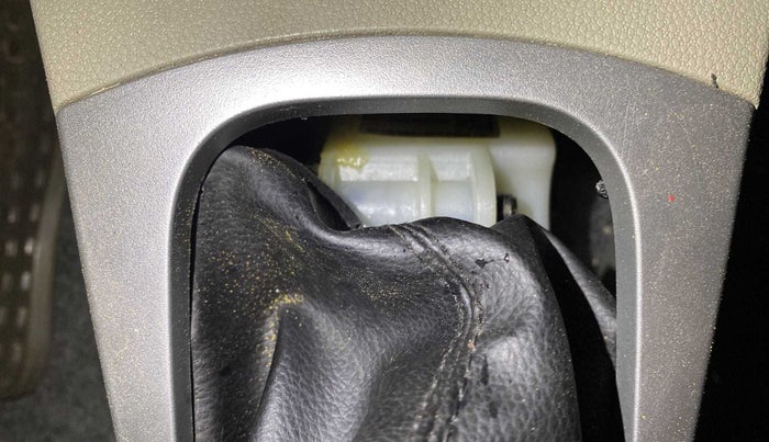 2018 Maruti Alto K10 VXI, Petrol, Manual, 56,156 km, Gear lever - Boot cover slightly torn