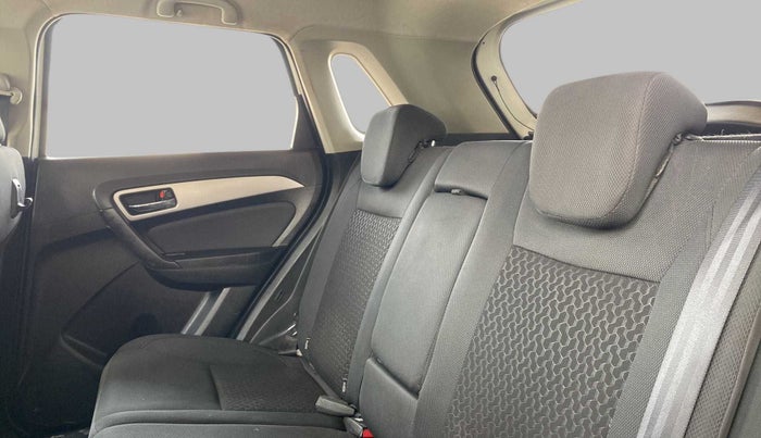 2020 Maruti Vitara Brezza ZXI, Petrol, Manual, 37,953 km, Right Side Rear Door Cabin