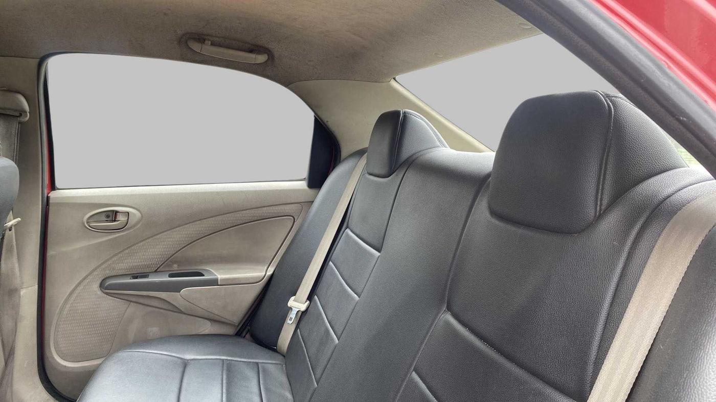 2015 Toyota Etios G, Petrol, Manual, 81,041 km, Right Side Rear Door Cabin