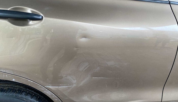 2018 Maruti Dzire LXI, Petrol, Manual, 45,275 km, Right rear door - Minor scratches
