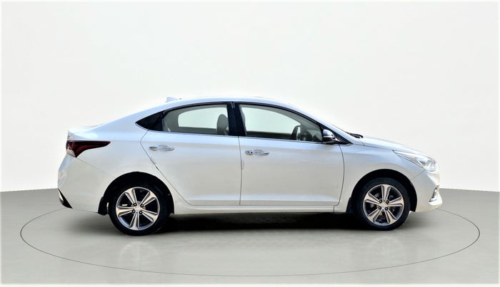 2018 Hyundai Verna 1.6 VTVT SX, Petrol, Manual, 74,531 km, Right Side View