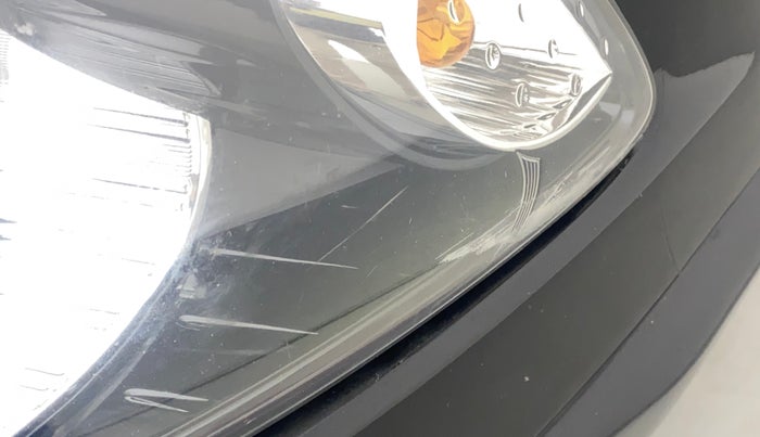 2014 Honda Amaze 1.5L I-DTEC S, Diesel, Manual, 75,345 km, Right headlight - Minor scratches