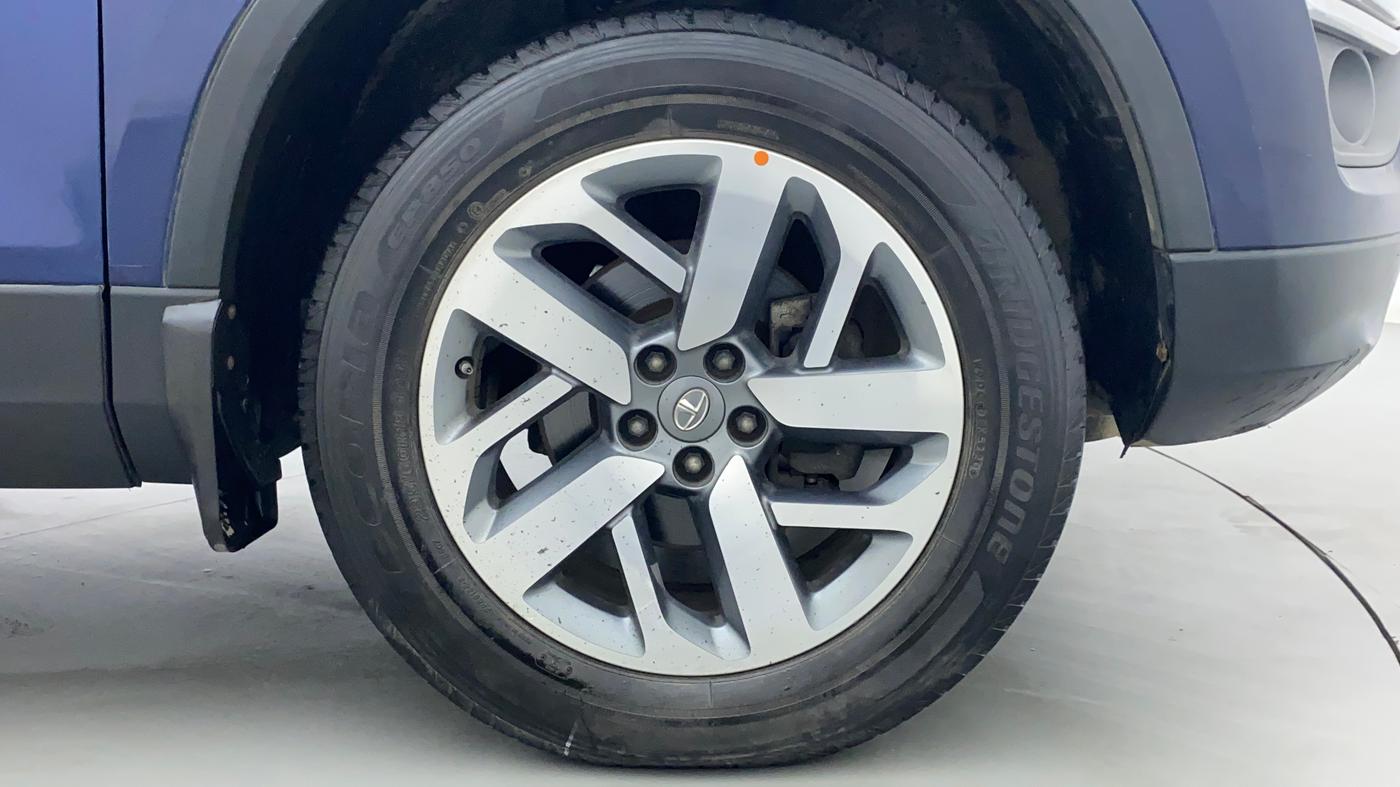 2021 Tata Safari XZA PLUS 6S, Diesel, Automatic, 25,063 km, Right Front Wheel