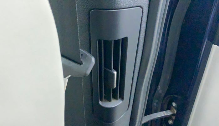 2021 Tata Safari XZA PLUS 6S, Diesel, Automatic, 25,063 km, Rear AC Vents