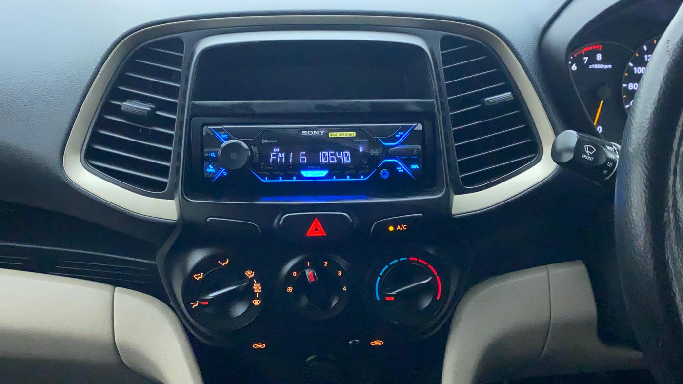 2018 Hyundai NEW SANTRO MAGNA, Petrol, Manual, 65,750 km, Air Conditioner