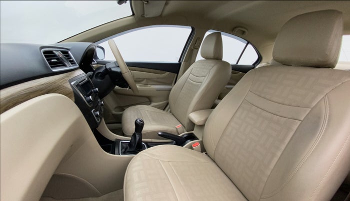 2018 Maruti Ciaz DELTA 1.5 SHVS MT PETROL, Petrol, Manual, 24,316 km, Right Side Front Door Cabin